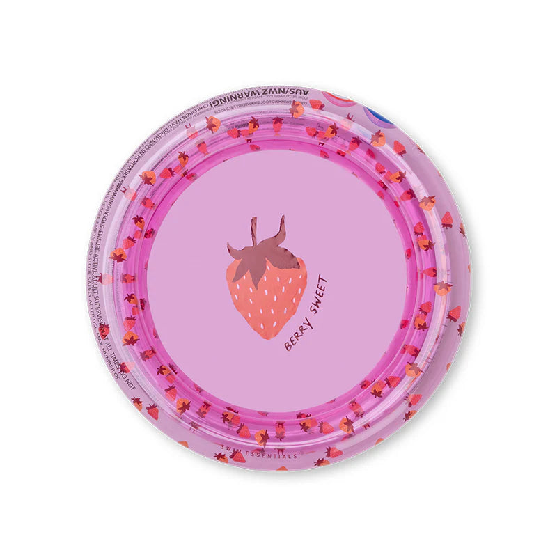 Piscina gonfiabile Strawberry Fields Swim Essentials – vista dall'alto rosa con fragole su sfondo bianco