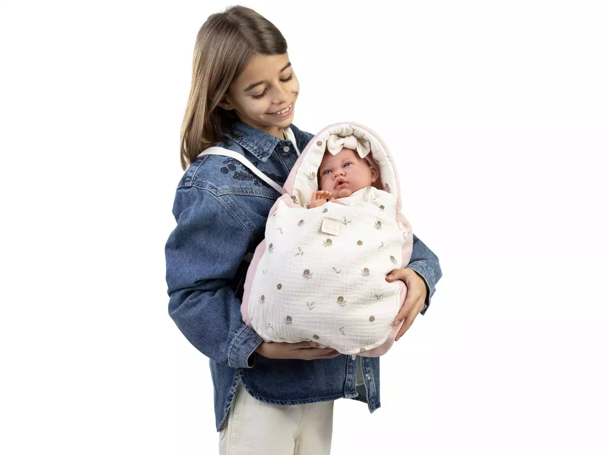 Neonata Lua con trasportino